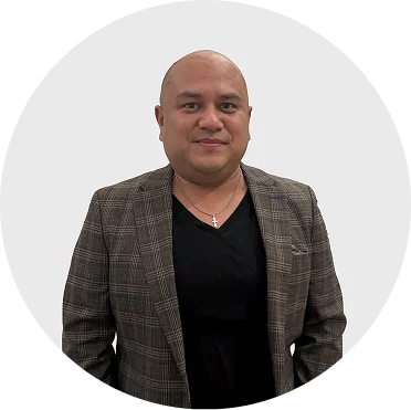 Izzy Nurdin, Commercial Director